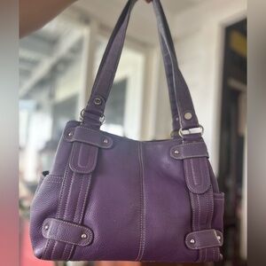 Tignanello Purple 3section ShoulderBag  (1 callout)